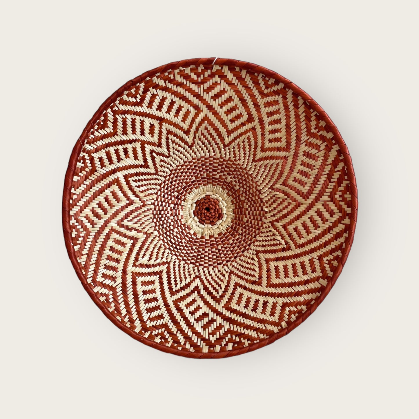 Assiette decorative IMÉ
