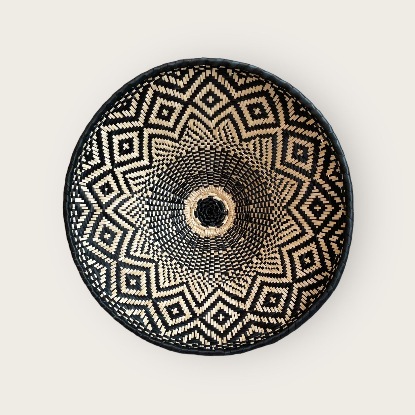 Assiette decorative IMÉ